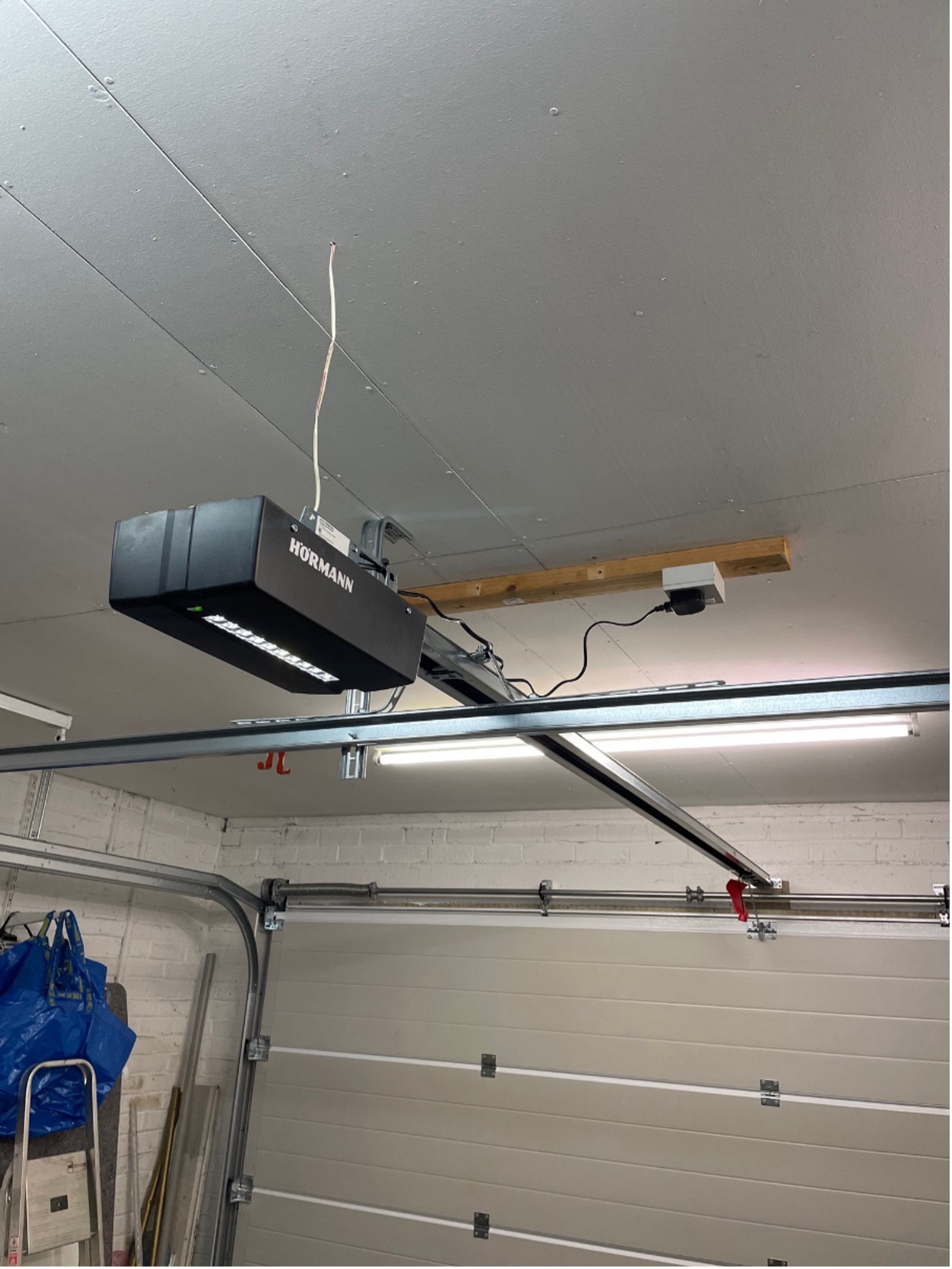 Seip garage door system